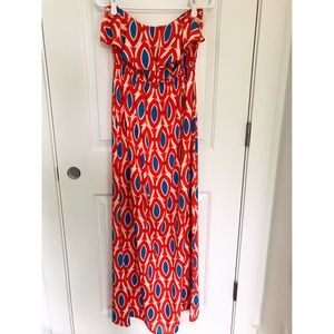 NWOT Ruffle top strapless maxi dress